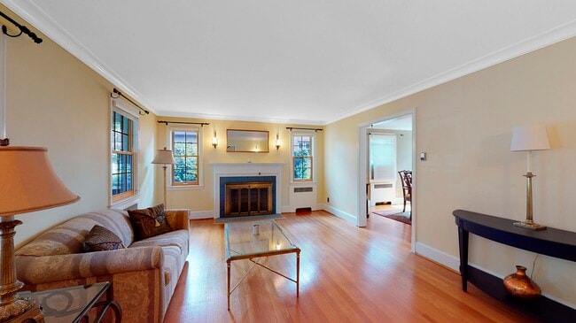 Building Photo - 1304 Tuckerman St NW