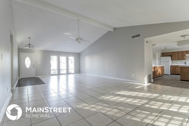 Foto del edificio - 512 San Marie Ave