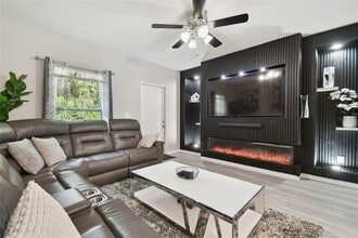 Building Photo - 4465 Har Paul Cir