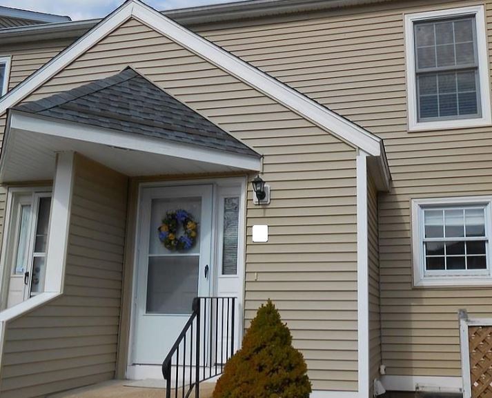 7 The Hamlet, Enfield, CT 06082 Condo for Rent in Enfield, CT
