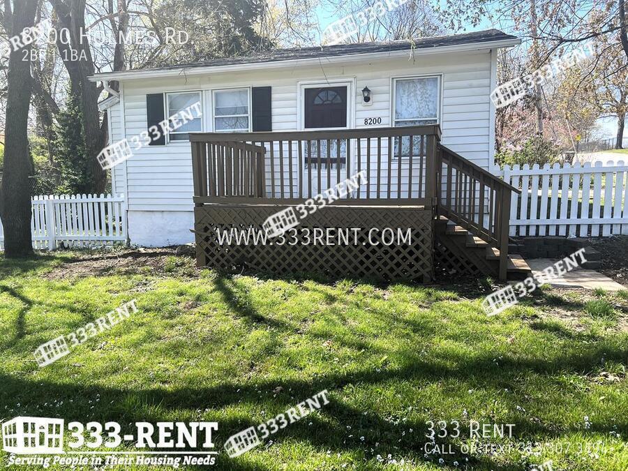 Foto principal - 8200 Holmes Rd