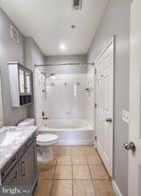 Building Photo - 501 Hungerford Dr