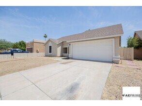 Building Photo - 6871 N 78th Ave