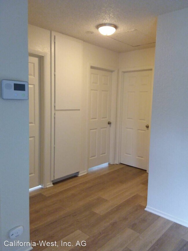 Building Photo - 4 br, 1 bath House - 812 LOS REYES