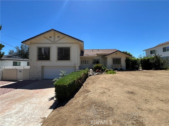 Foto del edificio - 4527 Stark Ave