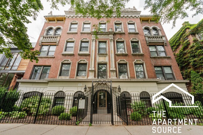 Foto del edificio - 1732 N Humboldt Blvd