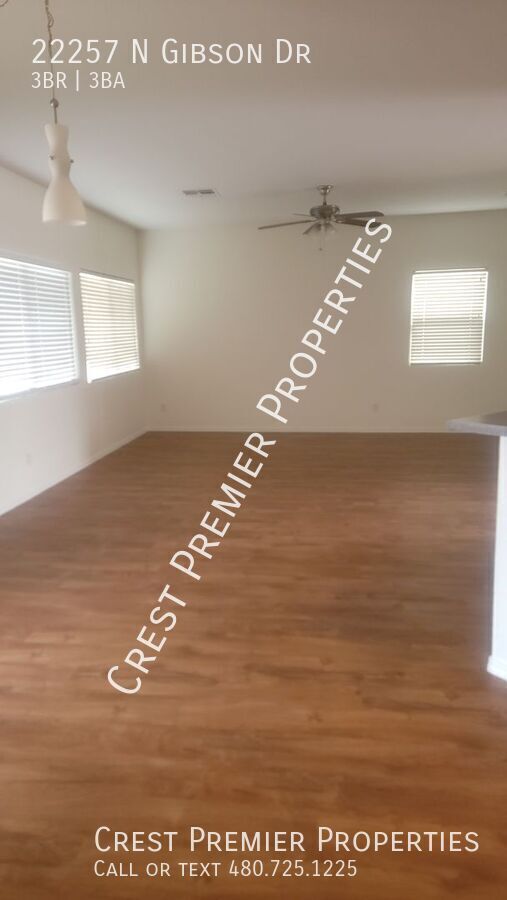 Foto del edificio - 22257 N Gibson Dr