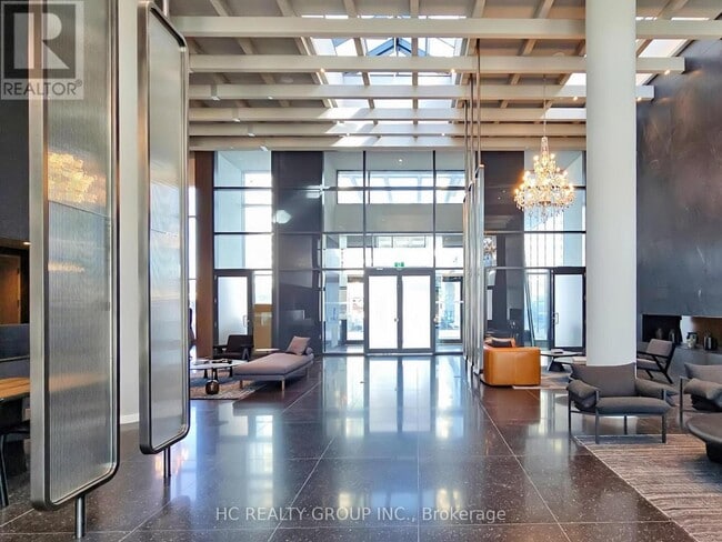 Building Photo - 8 Interchange Wy