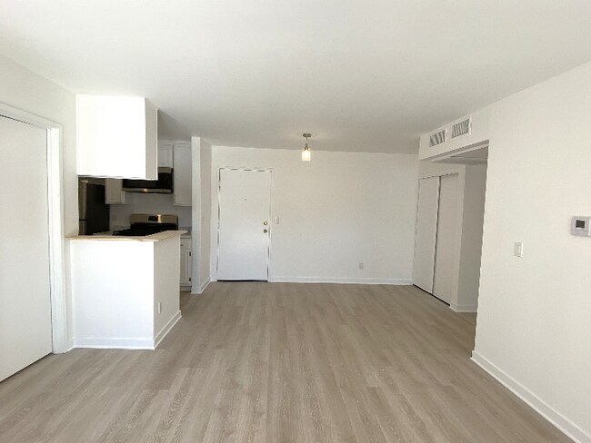 Foto del edificio - 465 Oak St