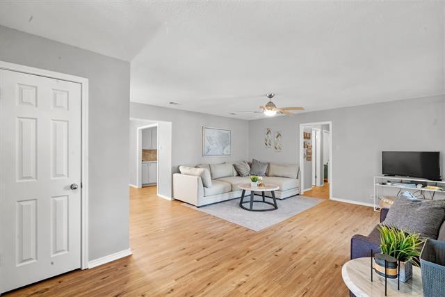 Building Photo - 104 Pontiac Dr