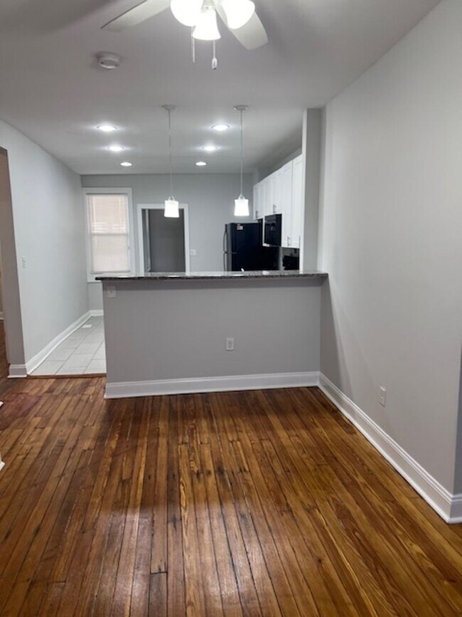 Foto del edificio - 1605 N West St