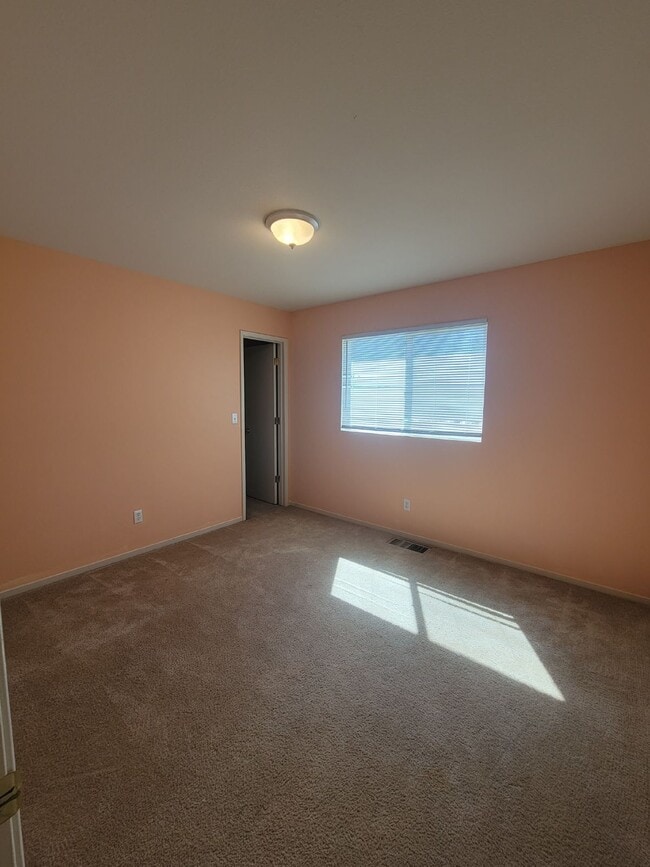 Building Photo - 3759 Larkspur Avenue, Merced CA