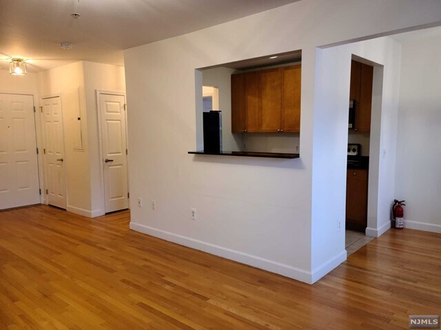 Foto del edificio - 323 Willow St