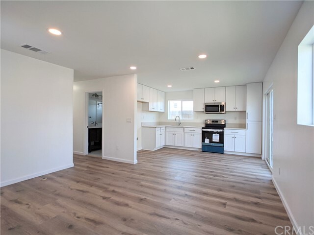 Building Photo - 3643 Garden Ct