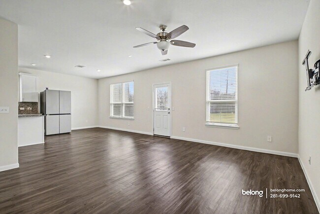 Foto del edificio - 6918 Telean St