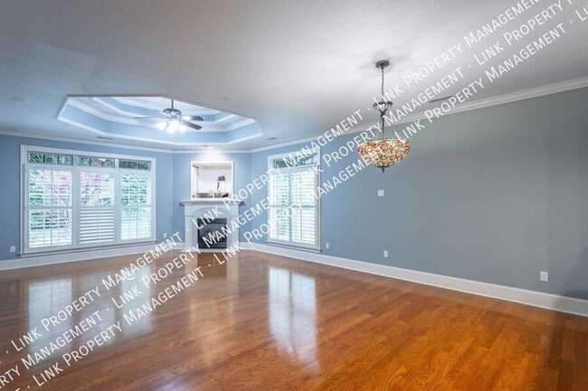 Building Photo - Hixson 3/2 for $2195!  Almost 1800 sf Townhome in Hixson