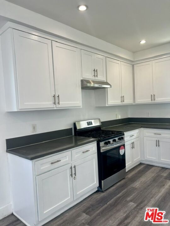 Building Photo - 789 E 41st Pl