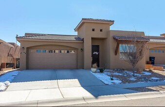 Building Photo - 7312 Valle Cantero Ln NW