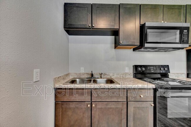 Foto del edificio - 1061 57th St