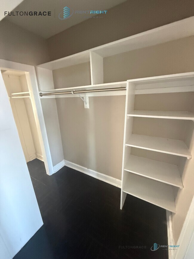 Foto del edificio - 1209 W Sherwin Ave