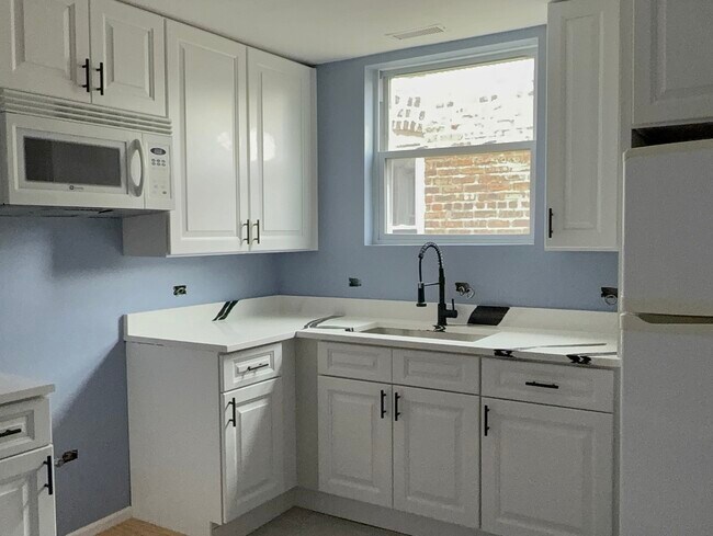 Foto del edificio - 7958 S Kingston Ave