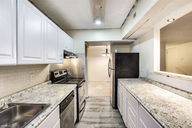 Foto del edificio - 2 br, 2 bath Condo - 7812 Hanover Pkwy Apt T3