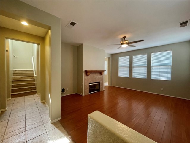 Primary Photo - 6812 Rockrose St