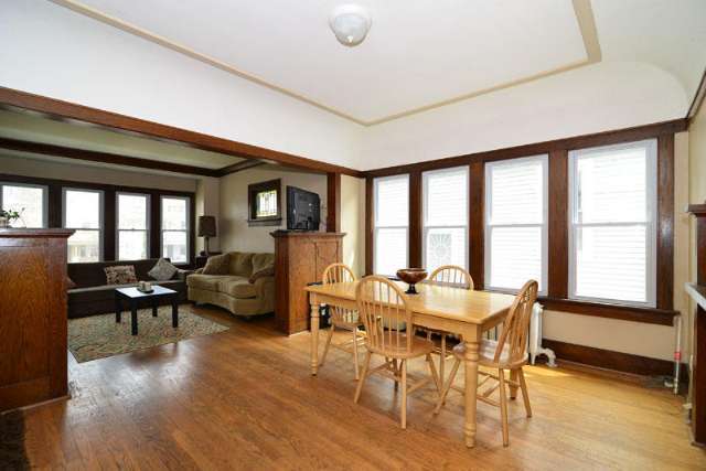 Primary Photo - 2733 N Downer Ave