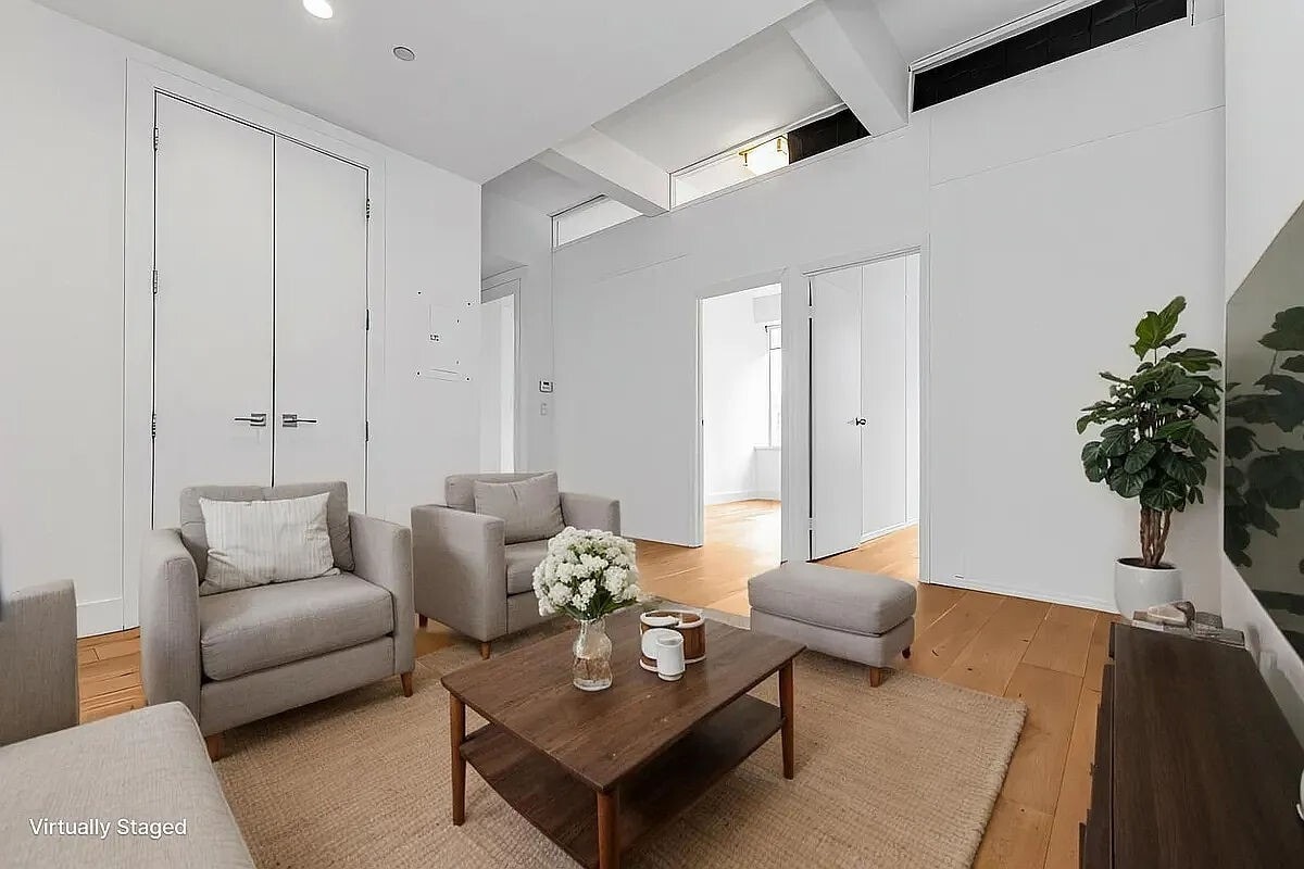 Primary Photo - 50 Murray St