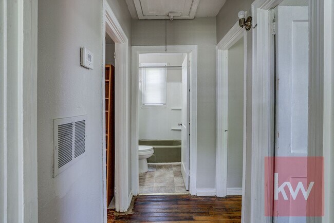 Foto del edificio - One Level, 2 Bedroom Unit in Kingsport