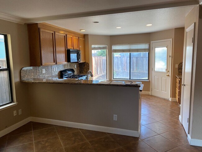 Foto del edificio - WONDERFUL BRENTWOOD DEER CREEK COMMUNITY!