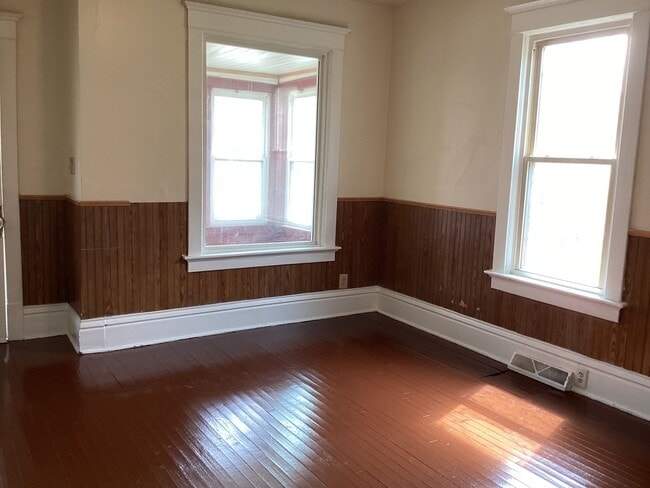 Foto del edificio - 2445 N 37th St