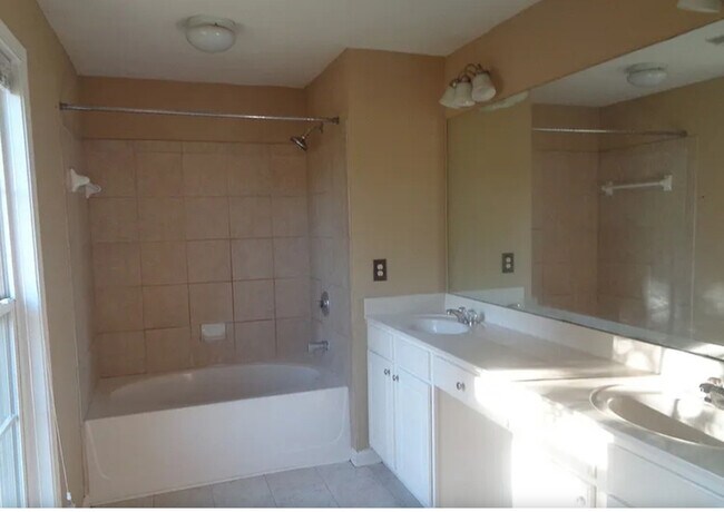 Foto del edificio - 3303 Saville St SW