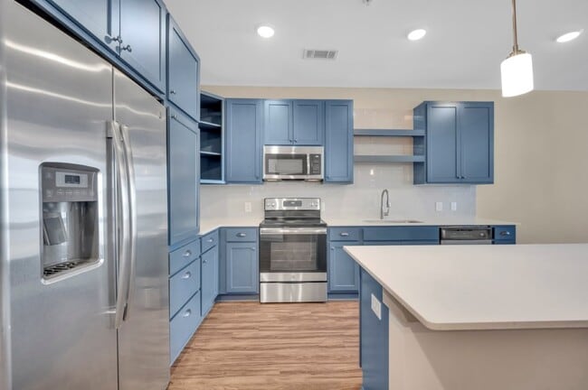 Building Photo - Alton Optimist Park