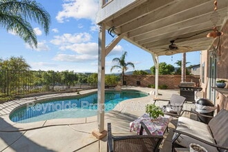 Building Photo - 38276 Pine Creek Pl