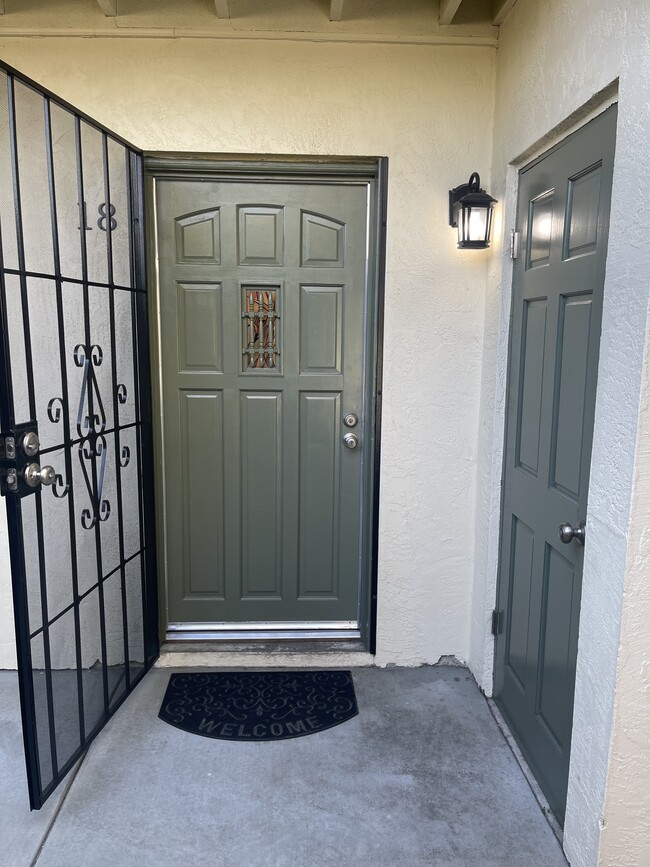 Foto del edificio - 1316 Sylvan Blvd