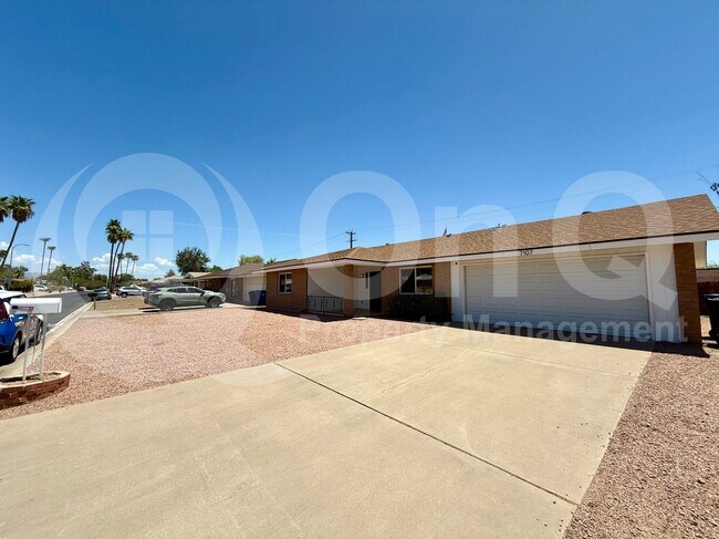 Foto del edificio - 7107 E Flossmoor Ave
