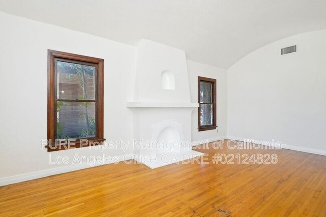 Building Photo - 2256 Maine Ave