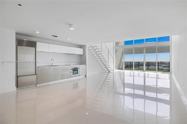 Foto del edificio - 1040 Biscayne Blvd