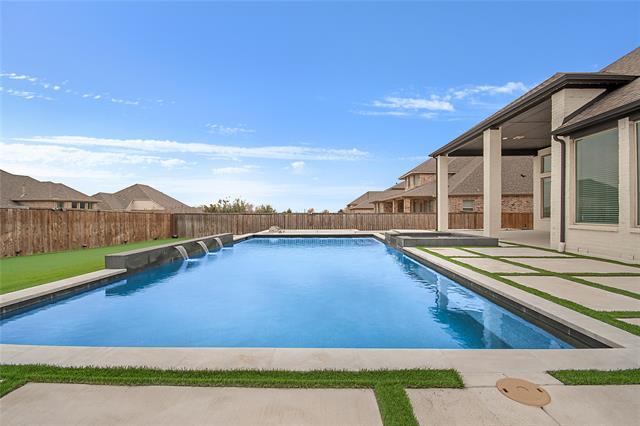 Foto del edificio - 1520 Chisholm Trail