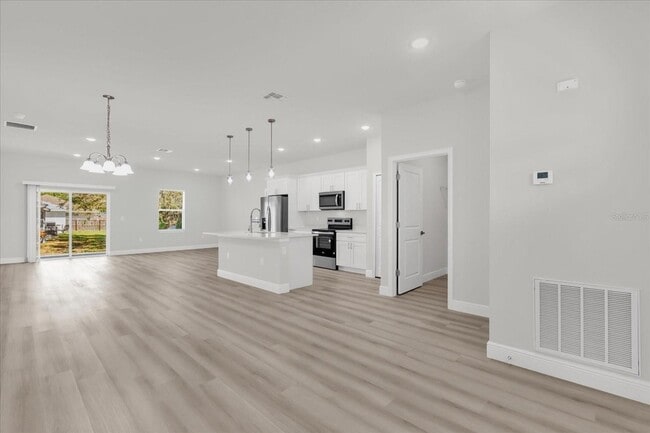 Foto del edificio - 4795 SW 142nd Place Rd