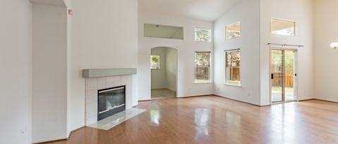 Building Photo - 233 W Kelly Ave