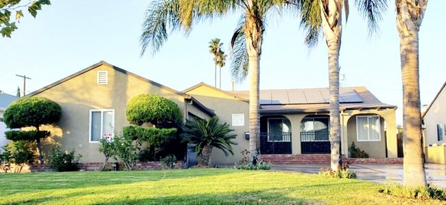 Building Photo - 8546 Remick Ave