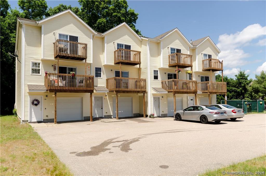 14 Old Fitch Hill Rd Unit B, Montville, CT 06382 Condo for Rent in