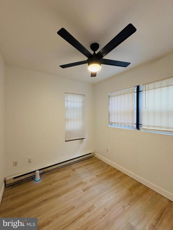 Foto del edificio - 2423 N Park Ave