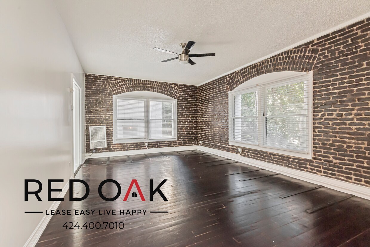 Foto principal - 854 S Oxford Ave