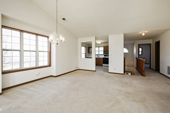 Building Photo - 321 Sheffield Dr