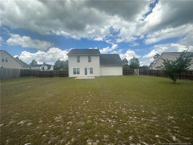 Building Photo - 52 Holly Oak Cir