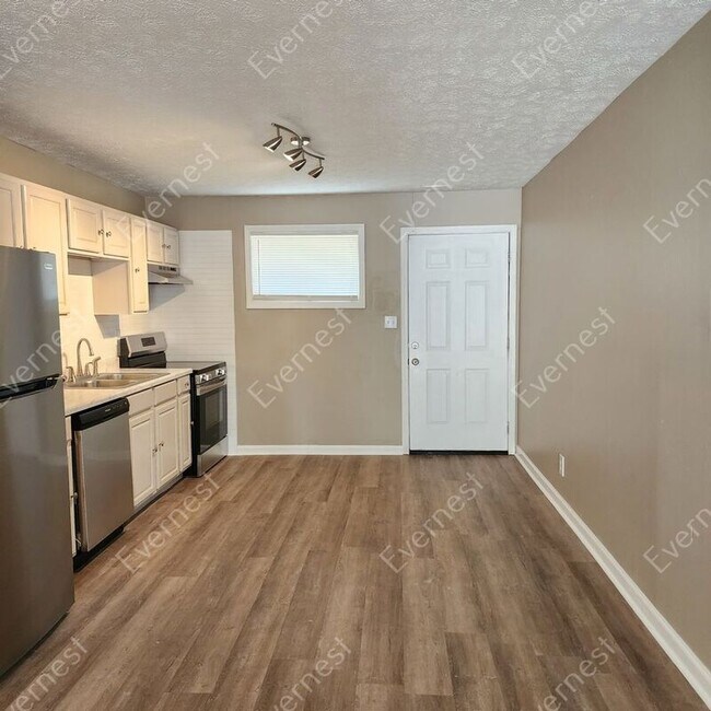 Foto del edificio - 4371 Springwood Terrace