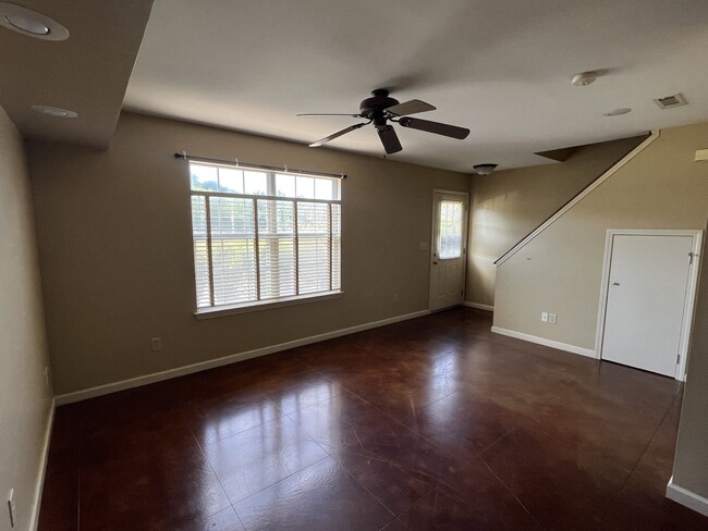 Living Room - 802 W Tahlequah St